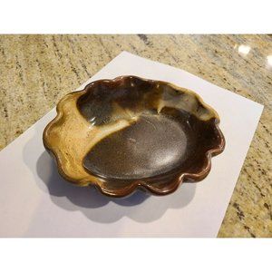 Nan Groves Studio Pottery Dish. Signed. Mid Century. App 7"x 5.5"